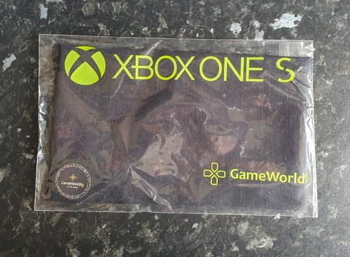 Xbox one console dust - one,